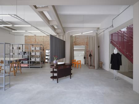 Ão Ateliê/ Showroom